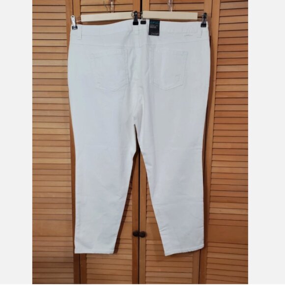 INC International Concepts Women's Skinny Leg Slim Tech Fit Denim Jeans - Picture 6 of 10